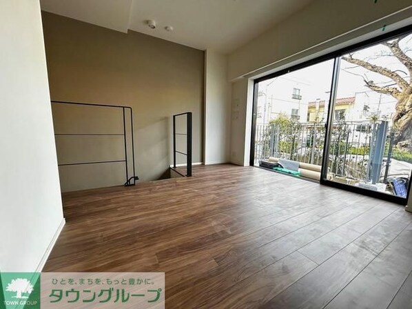 STANDZ柿の木坂の物件内観写真